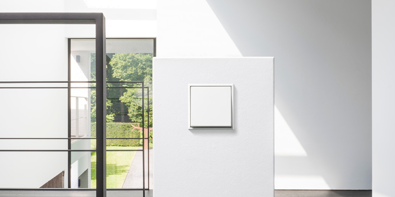 JUNG Schalterprogramme bei Elektrotechnik Steinmetz GmbH in Ilmtal-Weinstraße OT Denstedt